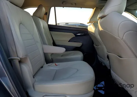 2021 Toyota Highlander Xle from USA, damaged, VIN 5TDGZRBH4MS115425